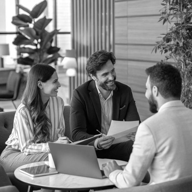 Reunião de acompanhamento com sócios
